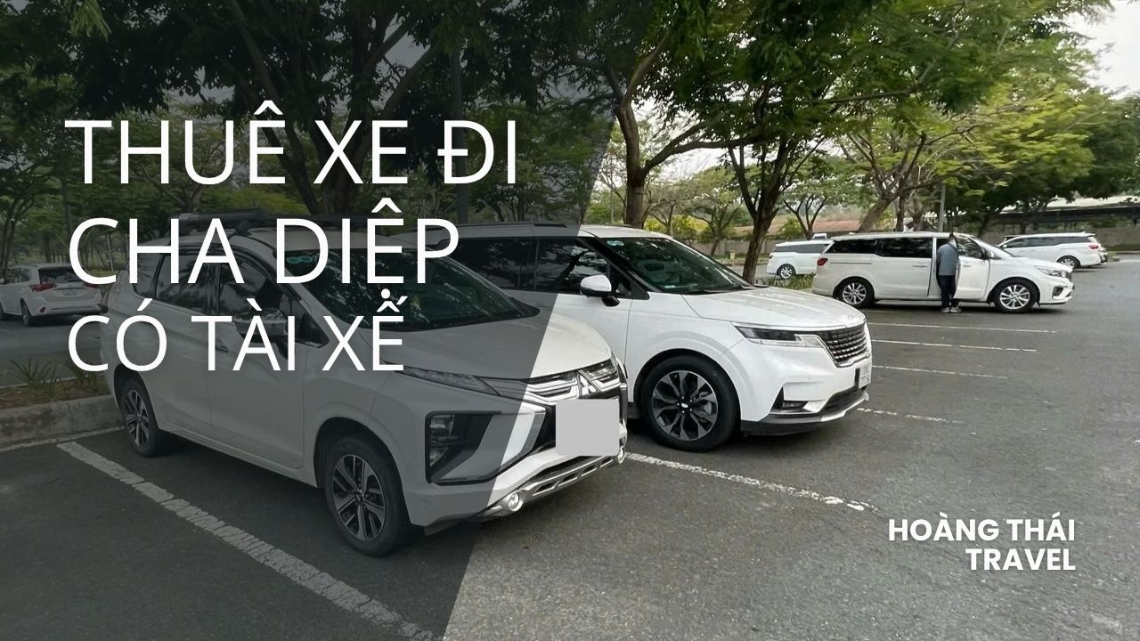 Chiếc xe du lịch 7 chỗ (hoặc 16 chỗ) đời mới đỗ tại khu vực Nhà thờ Cha Diệp (Tắc Sậy), Bạc Liêu. Dịch vụ thuê xe đi Cha Diệp phục vụ hành hương, viếng thăm Miền Tây, cam kết hành trình dài an toàn, ổn định và tiện nghi tối đa.